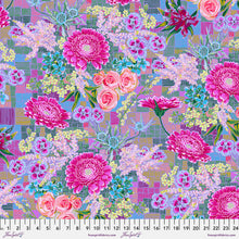 Load image into Gallery viewer, Vivacious Fat Quarter Bundle