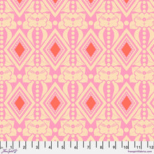 Load image into Gallery viewer, Vivacious Fat Quarter Bundle