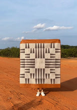 Load image into Gallery viewer, Slash Quilt Pattern