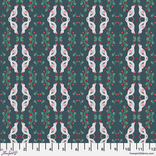 Load image into Gallery viewer, Folk Heart Quilt Pattern