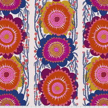 Load image into Gallery viewer, Bright Eyes Fat Quarter Bundle