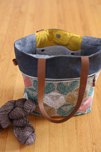 Load image into Gallery viewer, Caravan Tote & Pouch Pattern