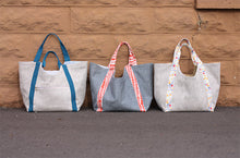 Load image into Gallery viewer, Poolside Tote Pattern