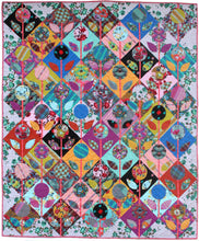 Load image into Gallery viewer, Folk Flower Quilt Pattern
