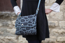 Load image into Gallery viewer, Traverse Bag Paper Pattern by Noodlehead