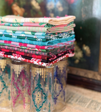 Load image into Gallery viewer, Pre-Order, Silver Lining by Anna Maria, Fat Quarter Bundle
