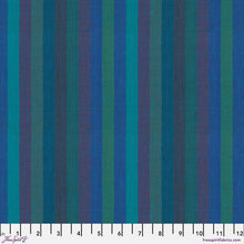 Load image into Gallery viewer, Kaffe Fassett Broad Stripe Woven Stripes Fat Quarter Bundle
