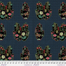 Load image into Gallery viewer, Folk Heart Quilt Pattern

