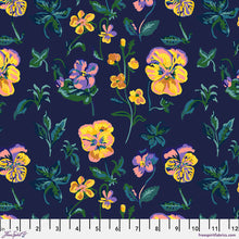 Load image into Gallery viewer, Mon Jardin Fat Quarter Bundle
