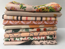 Load image into Gallery viewer, Peach Fat Quarter Precut Bundle
