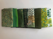Load image into Gallery viewer, Warm Green Fat Quarter Precut Bundle
