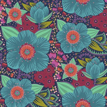 Load image into Gallery viewer, Folk Heart Quilt Pattern
